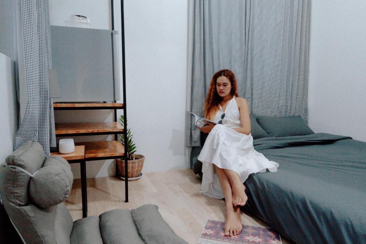 บ้าน Guh Uthai Thani Esterno foto